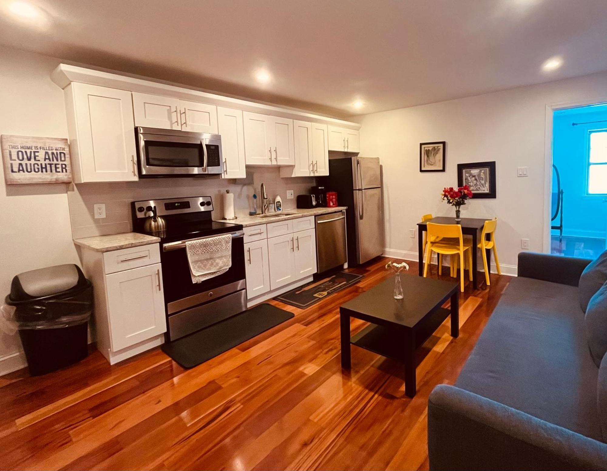 شقة Modern Cozy Unit Near Geno'S & Pat'S فيلادلفيا المظهر الخارجي الصورة